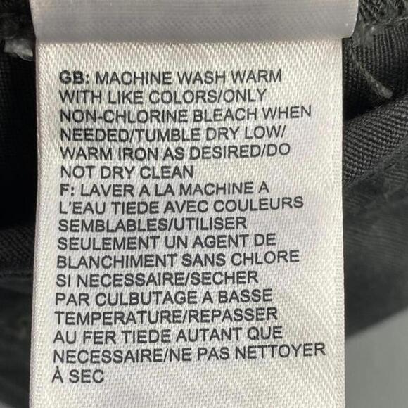 The North Face Men's Dark Gray Cargo Shorts - Men's size 34 - Picture 7 of 13